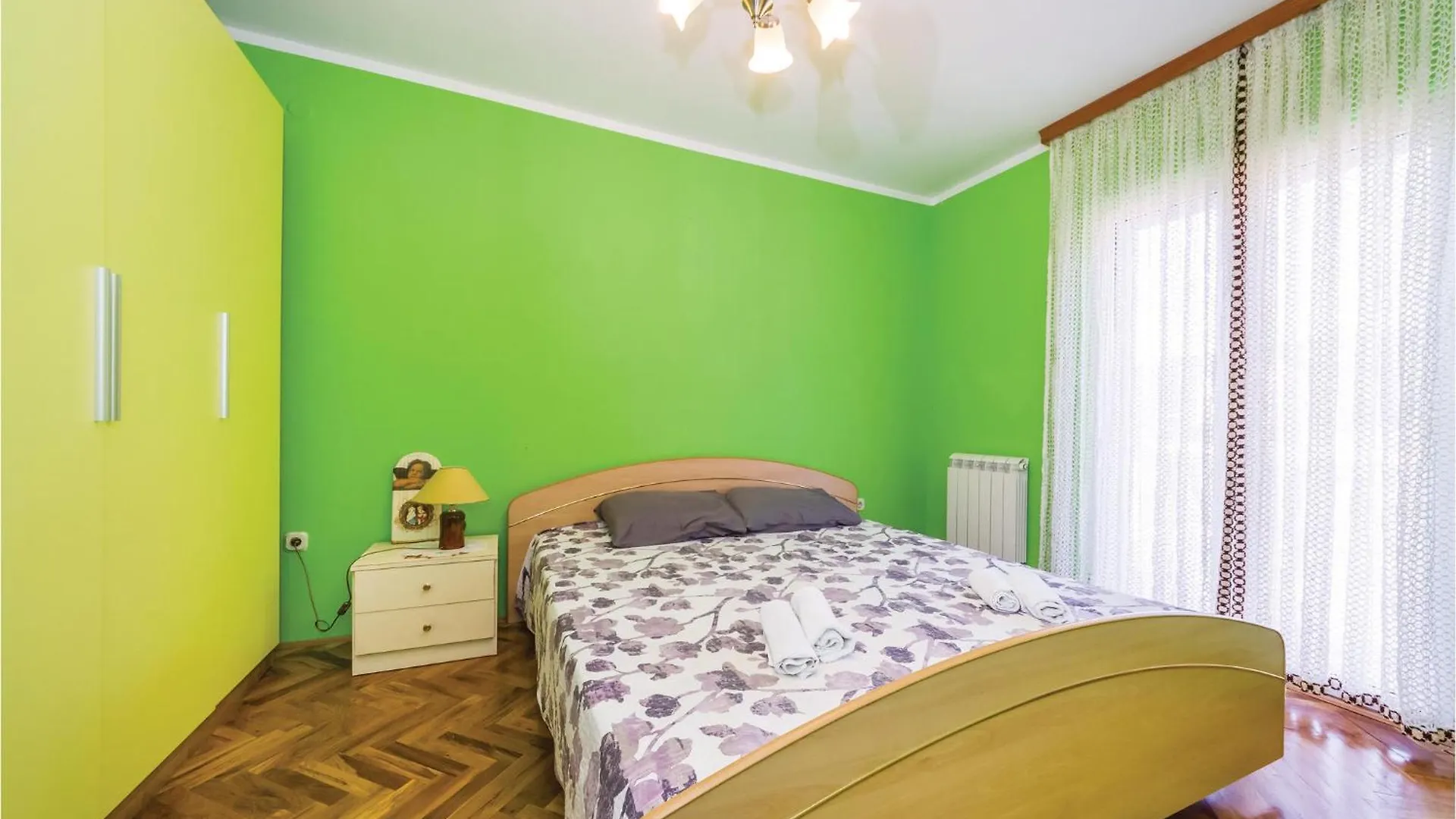 Awesome Apartment In Maslenica With Kitchen