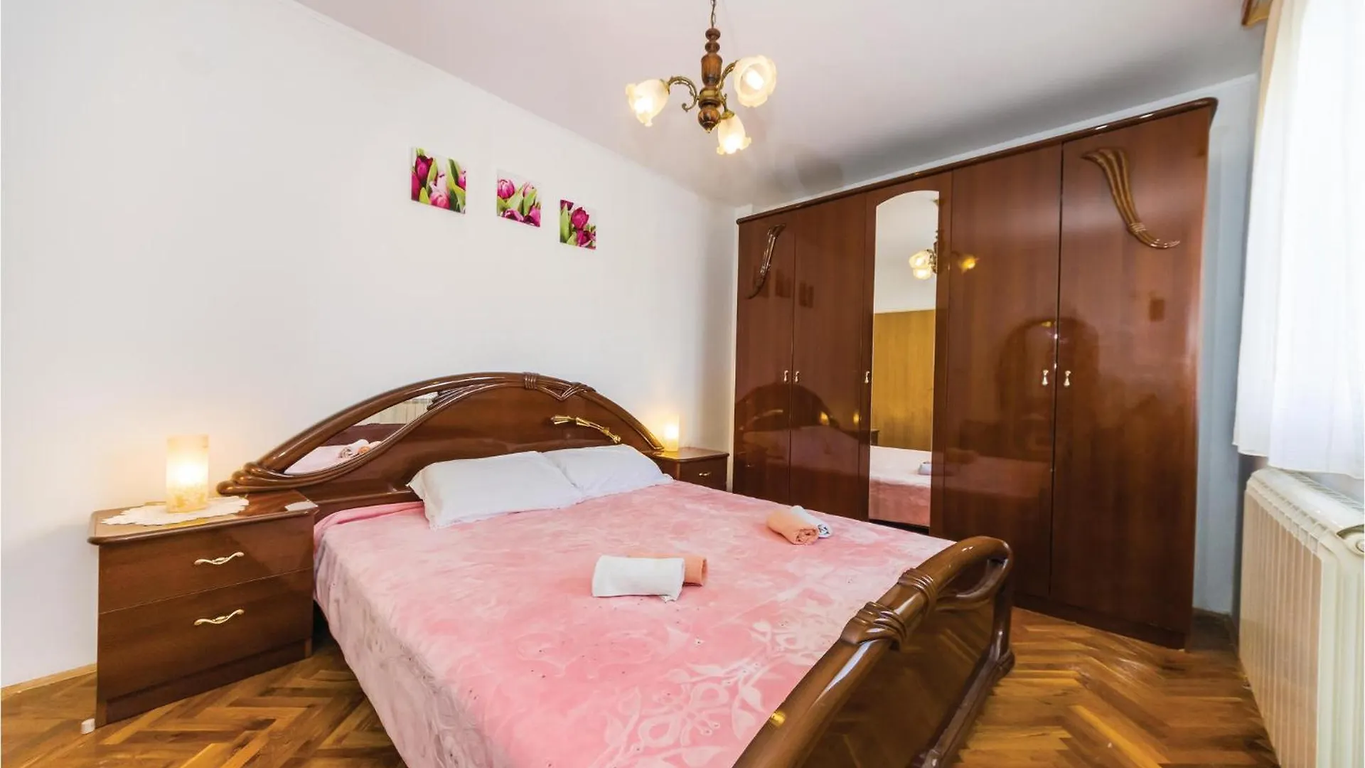 Awesome Apartment In Maslenica With Kitchen Horvátország